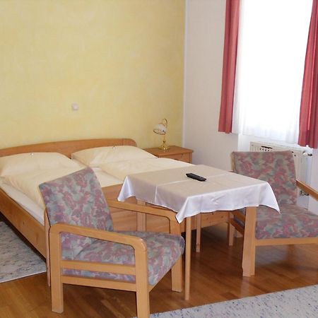 Hotel & Hostel Sandwirt Bad Ischl Bagian luar foto
