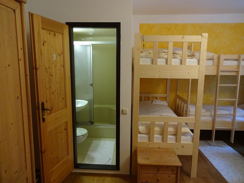 Hotel & Hostel Sandwirt Bad Ischl Bagian luar foto